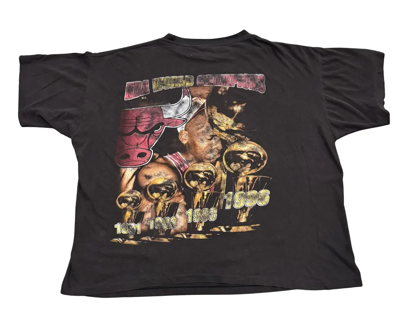 Chicago Bulls '1996 NBA Champions' Vintage Tee - Image 2