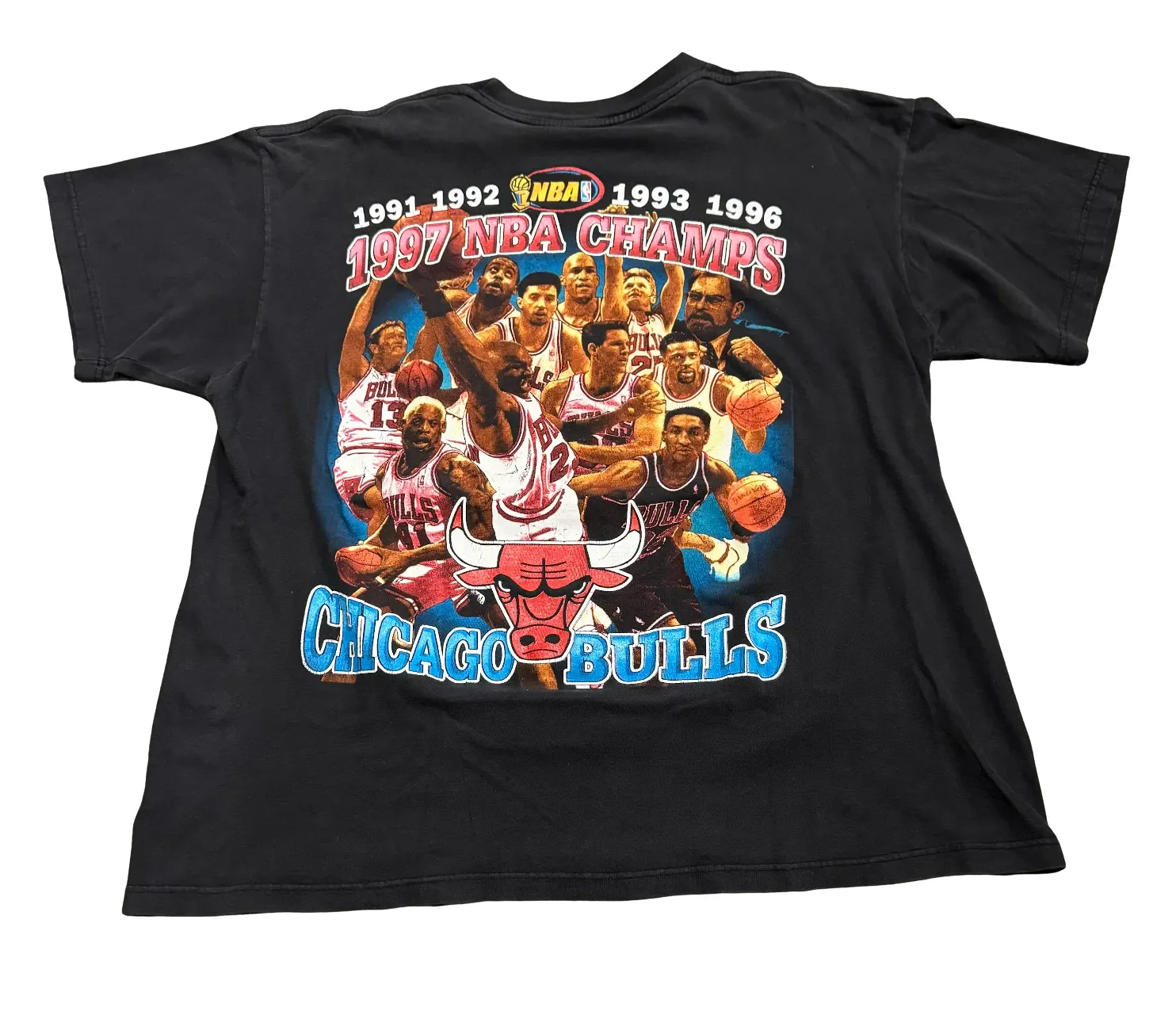 Chicago Bulls '1997 NBA Champions' Vintage Tee - Image 2